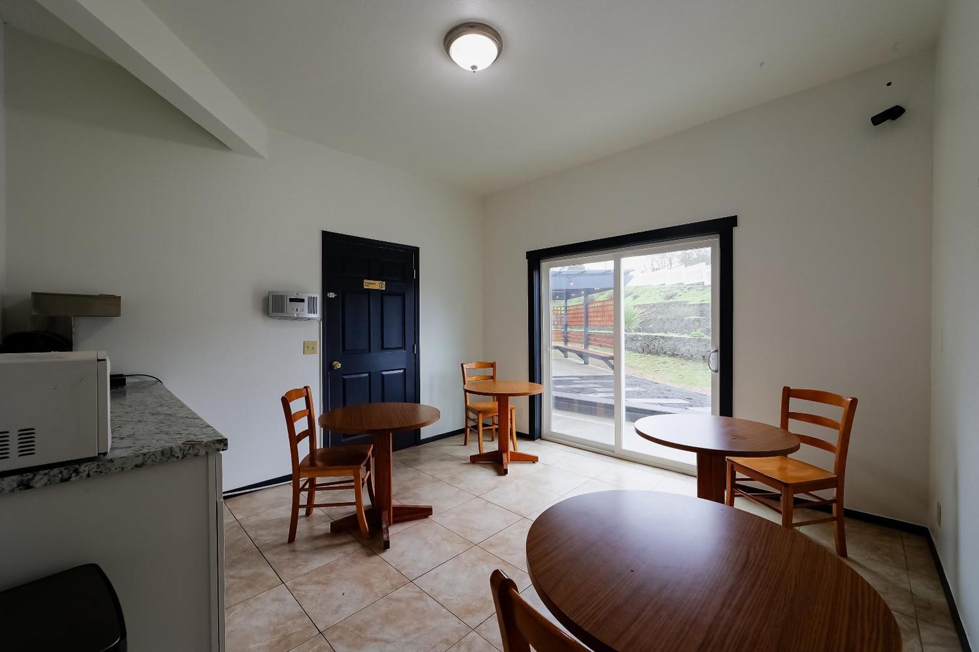 Coastal Inn By Oyo Lincoln City - Oregon Coast Hwy Екстер'єр фото
