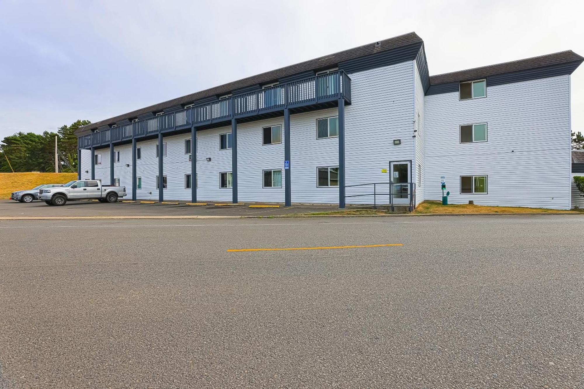 Coastal Inn By Oyo Lincoln City - Oregon Coast Hwy Екстер'єр фото