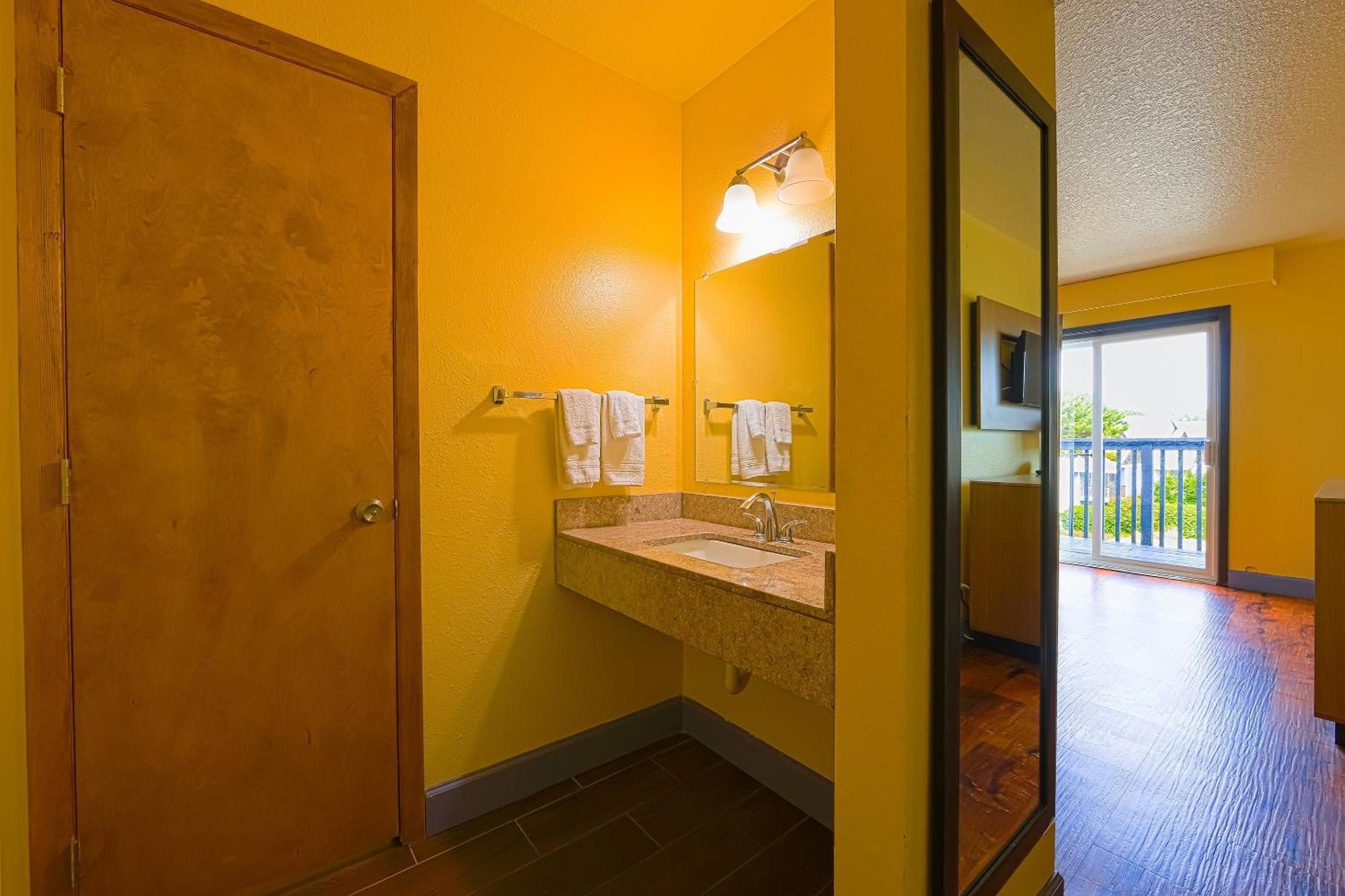 Coastal Inn By Oyo Lincoln City - Oregon Coast Hwy Екстер'єр фото